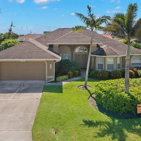 Beautiful Views On A Gulf-Access Canal! Heated Pool With Spa - Villa Evelyn'S Palms
